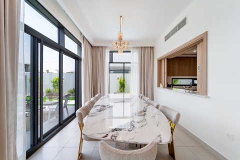 Dubai South (Dubai World Central), Dubai, BAE’de satılık villa 5 yatak odası, 373 m² No 751296 - fotoğraf 8