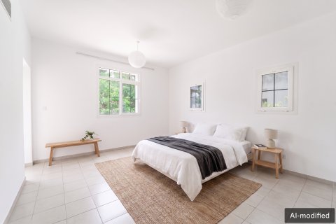 Rumah bandar di Dubai, UAE 5 bilik tidur, 288 meter persegi № 751312 - foto 9