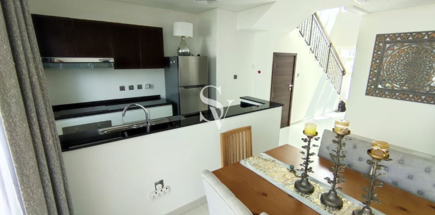 Rekkehus i DAMAC Hills (Akoya by DAMAC), Dubai, Emiratene 4 soverom, 175 kvm nr. 699615