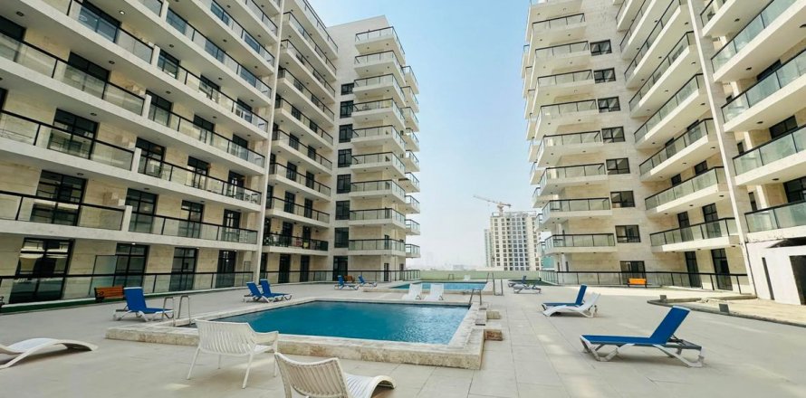 Apartment i Al Furjan, Dubai, UAE 3 soveværelser, 140.4 kvm № 718546