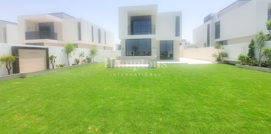 וילה ב Dubai South (Dubai World Central), Dubai, איחוד האמירויות 4 חדרי שינה, 583.152 מ"ר מספר 712187