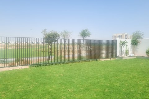וילה להשכרה ב Dubai South (Dubai World Central), Dubai, איחוד האמירויות 4 חדרי שינה, 583.15213100 מ"ר, מספר 712187 - תמונה 2