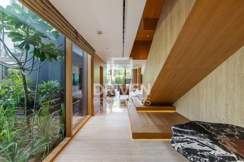 Зняти в оренду таунхаус в Джумейра, Дубай, ОАЕ 4 спальні, 416м2, № 654892 - фото 7