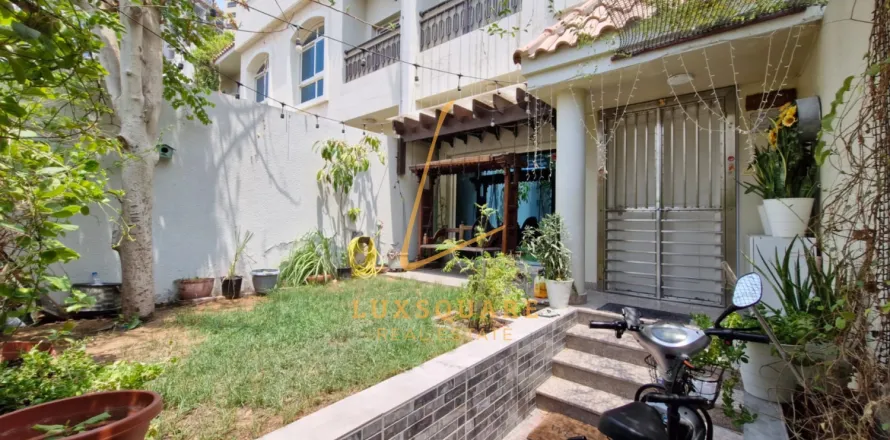 Jumeirah Village Circle, Dubai, UAE의 빌라 침실 3개, 137제곱미터 번호 658754