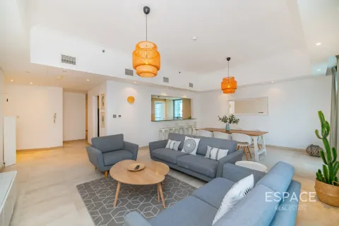 דירה להשכרה ב Dubai Marina, Dubai, איחוד האמירויות  2 חדרי שינה, 180 מ"ר, מספר 650239 - תמונה 2