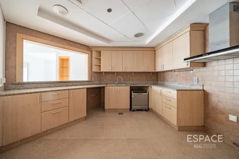 Palm Jumeirah, Dubai, BAE’de kiralık daire 3 yatak odası, 199 m² No 650238 - fotoğraf 5