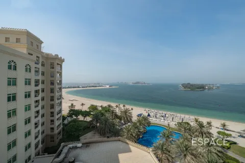 Palm Jumeirah, Dubai, BAE’de kiralık daire 3 yatak odası, 199 m² No 650238 - fotoğraf 20