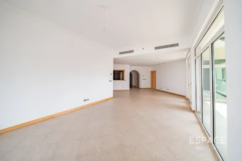 Palm Jumeirah, Dubai, BAE’de kiralık daire 3 yatak odası, 199 m² No 650238 - fotoğraf 4