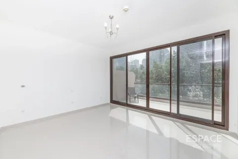 Adosado en alquiler en Jumeirah Islands, Dubai, EAU 4 dormitorios, 217 m2 № 650235 - foto 18