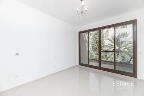 Adosado en alquiler en Jumeirah Islands, Dubai, EAU 4 dormitorios, 217 m2 № 650235 - foto 16