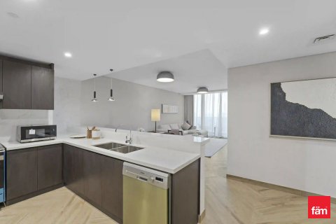 Apartment in Al Kifaf, Dubai, UAE 2 bedrooms, 140 sq.m. № 668757 - photo 18