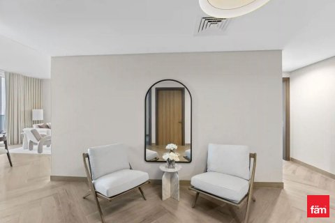 Apartment in Al Kifaf, Dubai, UAE 2 bedrooms, 140 sq.m. № 668757 - photo 17