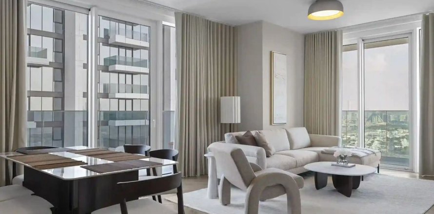 Apartment in Al Kifaf, Dubai, UAE 2 bedrooms, 140 sq.m. № 668757