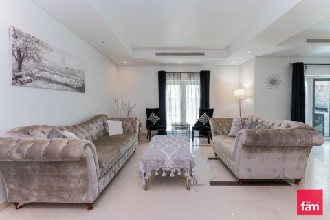 Řadový dům v Al Furjan, Dubai, SAE 3 ložnice, 224 m² Č.: 630438 - fotografie 2