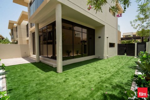 Dubai, BAE’de satılık townhouse 3 yatak odası, 258.7 m&sup2; No 630441 - fotoğraf 12