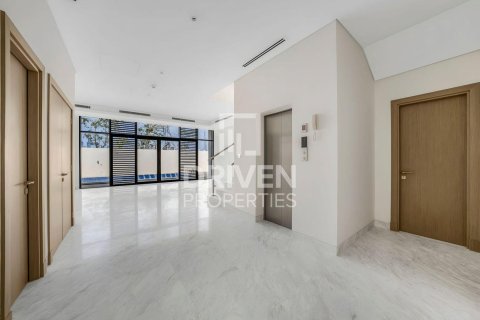 Villa à louer à Mohammed Bin Rashid City, Dubai, EAU 4 chambres, 569.96 m2 № 744832 - photo 5