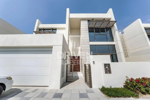 Villa à louer à Mohammed Bin Rashid City, Dubai, EAU 4 chambres, 569.96 m2 № 744832 - photo 20