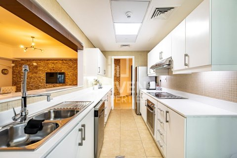 Dubai Marina, Dubai, UAE의 임대용 아파트 침실 2개, 179.95제곱미터 번호 744837 - 사진 11