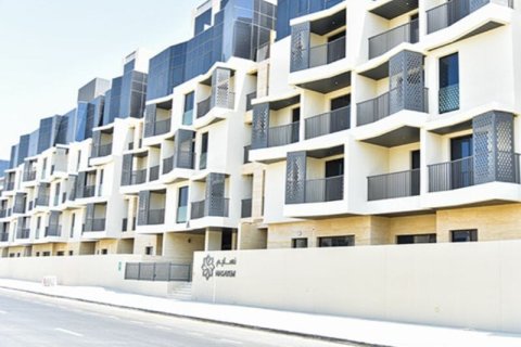 Apartment in Mirdif, Dubai, UAE 3 bedrooms, 166 sq.m. № 703315 - photo 8