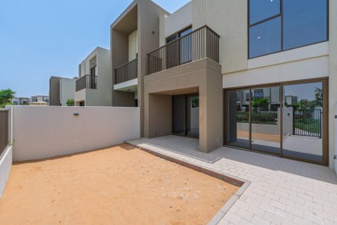 Townhouse sa Dubai Land, Dubai, UAE 3 silid-tulugan, 161 sq.m. № 703309 - larawan 3