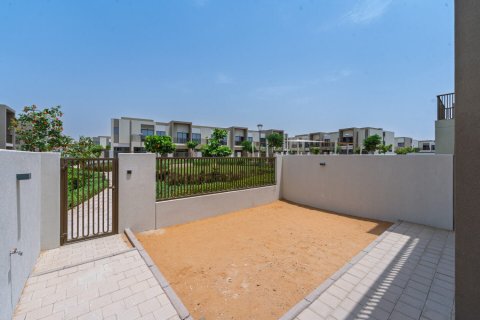 Townhouse sa Dubai Land, Dubai, UAE 3 silid-tulugan, 161 sq.m. № 703309 - larawan 6