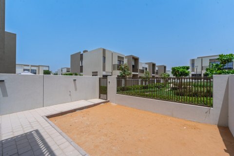 Townhouse sa Dubai Land, Dubai, UAE 3 silid-tulugan, 161 sq.m. № 703309 - larawan 17