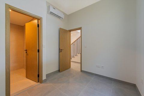 Townhouse sa Dubai Land, Dubai, UAE 3 silid-tulugan, 161 sq.m. № 703309 - larawan 2