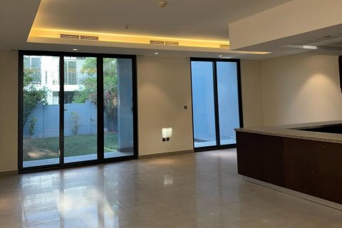 Kaupunkipientalo Motor City, Dubai, Arabiemiraatit 3 makuuhuonetta, 239 m2 № 722191 - kuva 4