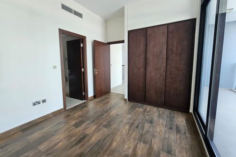 Kaupunkipientalo Motor City, Dubai, Arabiemiraatit 3 makuuhuonetta, 239 m2 № 722191 - kuva 6