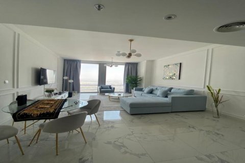 Business Bay, Dubai, UAE의 임대용 아파트 침실 2개, 123.56제곱미터 번호 637583 - 사진 2
