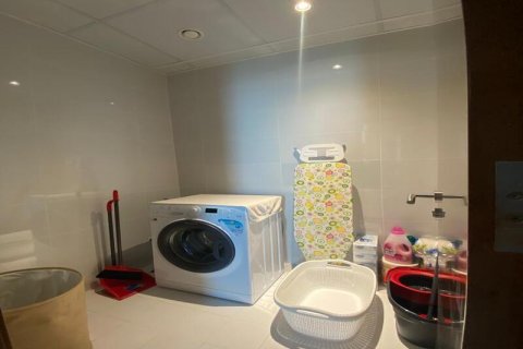 Business Bay, Dubai, UAE의 임대용 아파트 침실 2개, 123.56제곱미터 번호 637583 - 사진 6