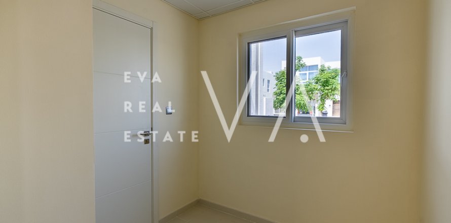 Таунхаус DAMAC Hills (Akoya by DAMAC), Дубай, БАӘ-да 3 жатын бөлмелер, 273.03 м² № 637586
