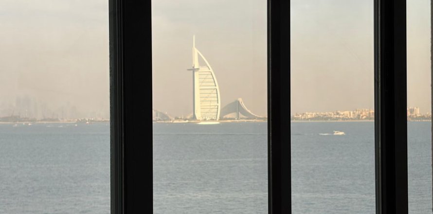 Lakás itt: Palm Jumeirah, Dubai, EAE, 1 hálószoba, 142.5 m², azonosító: 668941