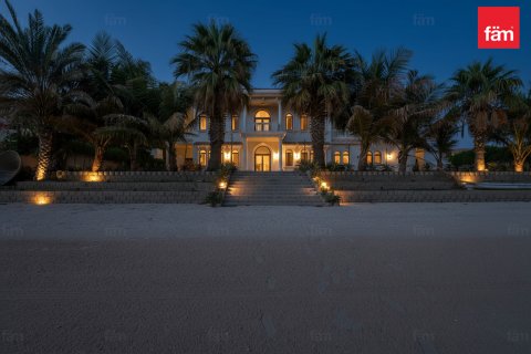 Villa itt: Palm Jumeirah, Dubai, EAE, 6 hálószoba, 1241.6 m², azonosító: 679777 - fénykép 3