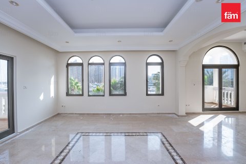 Βίλα σε Palm Jumeirah, Dubai, ΗΑΕ 6 υπνοδωμάτια, 1241.7 τ.μ. Αρ. 679777 - φωτογραφία 4