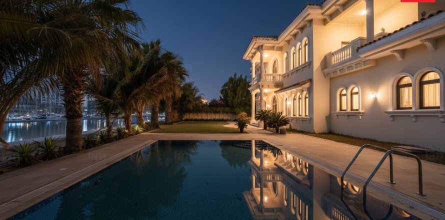 Βίλα σε Palm Jumeirah, Dubai, ΗΑΕ 6 υπνοδωμάτια, 1241.7 τ.μ. Αρ. 679777