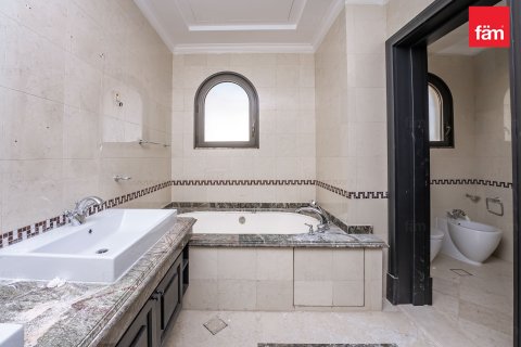 Βίλα σε Palm Jumeirah, Dubai, ΗΑΕ 6 υπνοδωμάτια, 1241.7 τ.μ. Αρ. 679777 - φωτογραφία 17