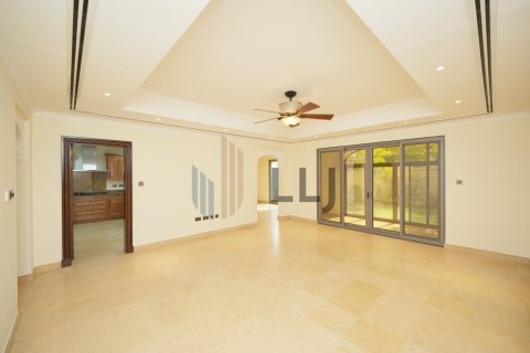 Maison de ville à vendre à Saadiyat Island, Abu Dhabi, EAU 4 chambres, 381 m2 № 669030 - photo 1
