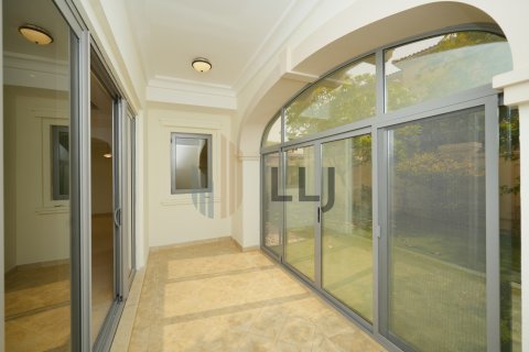 Maison de ville à vendre à Saadiyat Island, Abu Dhabi, EAU 4 chambres, 381 m2 № 669030 - photo 16