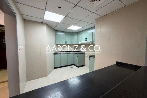 Apartament do wynajęcia w Jumeirah Lake Towers, Dubai, ZEA 3 sypialnie, 146 mkw., nr 701065 - zdjęcie 11