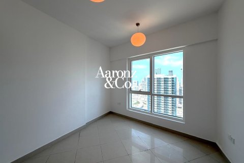 Apartment in Jumeirah Lake Towers, Dubai, UAE 3 bedrooms, 146 sq.m. № 701065 - photo 8