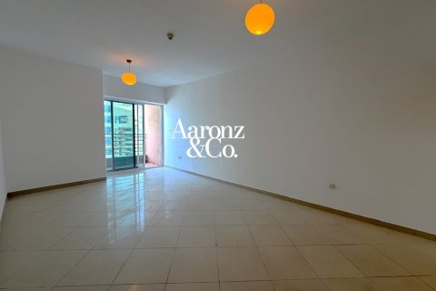 Apartment in Jumeirah Lake Towers, Dubai, UAE 3 bedrooms, 146 sq.m. № 701065 - photo 6