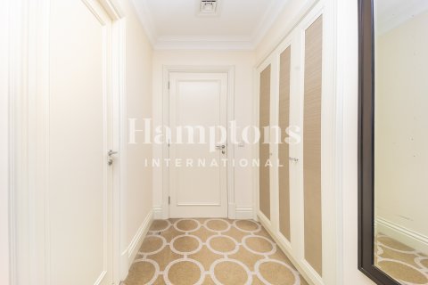 Қонақ үйдегі апартаменттер Даунтаун Дубай (Даунтаун Бурдж Дубай), БАӘ-да 2 жатын бөлмелер, 162.60997896 м² № 651554 - фото 1