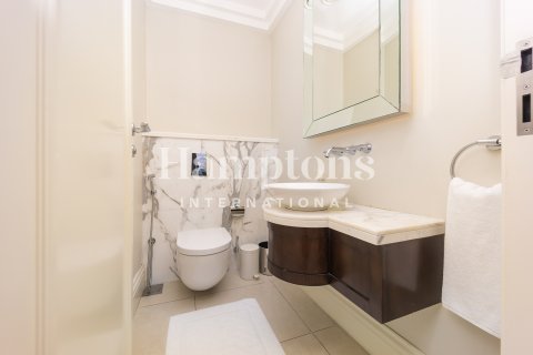 Қонақ үйдегі апартаменттер Даунтаун Дубай (Даунтаун Бурдж Дубай), БАӘ-да 2 жатын бөлмелер, 162.60997896 м² № 651554 - фото 14