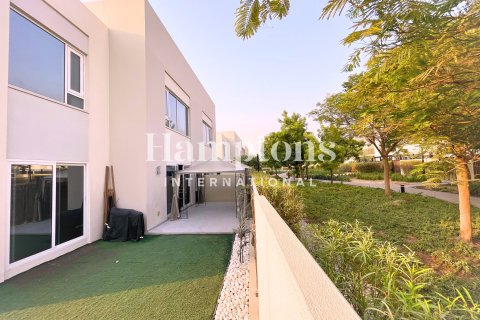 Kaupunkipientalo Dubai South (Dubai World Central), Arabiemiraatit 3 makuuhuonetta, 213.67690000 m2 № 651559 - kuva 20