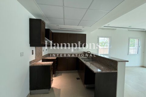 Villa en alquiler en Jumeirah Village Triangle, Dubai, EAU 2 dormitorios, 249.90907000 m2 № 651558 - foto 10