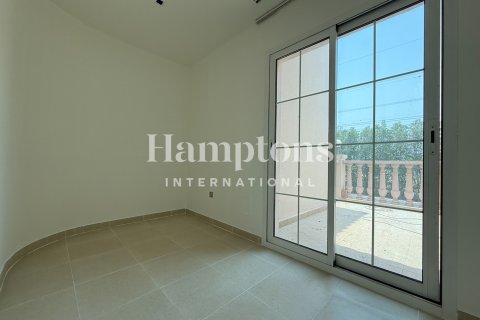 Villa en alquiler en Jumeirah Village Triangle, Dubai, EAU 2 dormitorios, 249.90907000 m2 № 651558 - foto 2