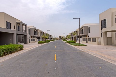 Vila di Dubai Hills Estate, UEA 4 kamar tidur, 497.42 m2 nomor 748334 - foto 7