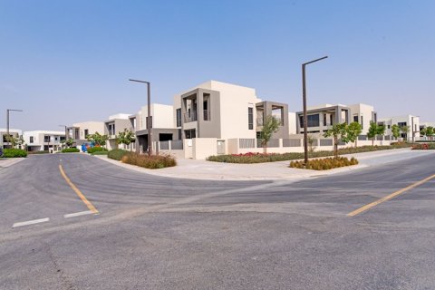 Vila di Dubai Hills Estate, UEA 4 kamar tidur, 497.42 m2 nomor 748334 - foto 10