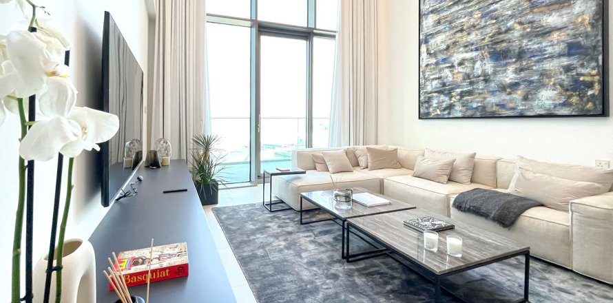 Paritalo Business Bay, Dubai, Arabiemiraatit 2 makuuhuonetta, 160.72 m2 № 748331